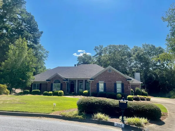 304 Pine Branch Ct, Columbus, GA 31909