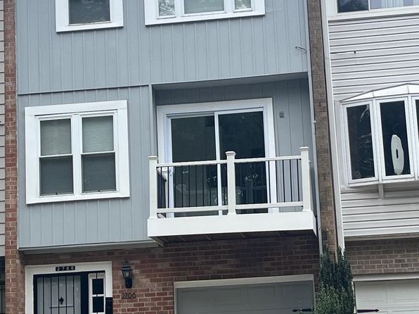 2706 2nd St SE
