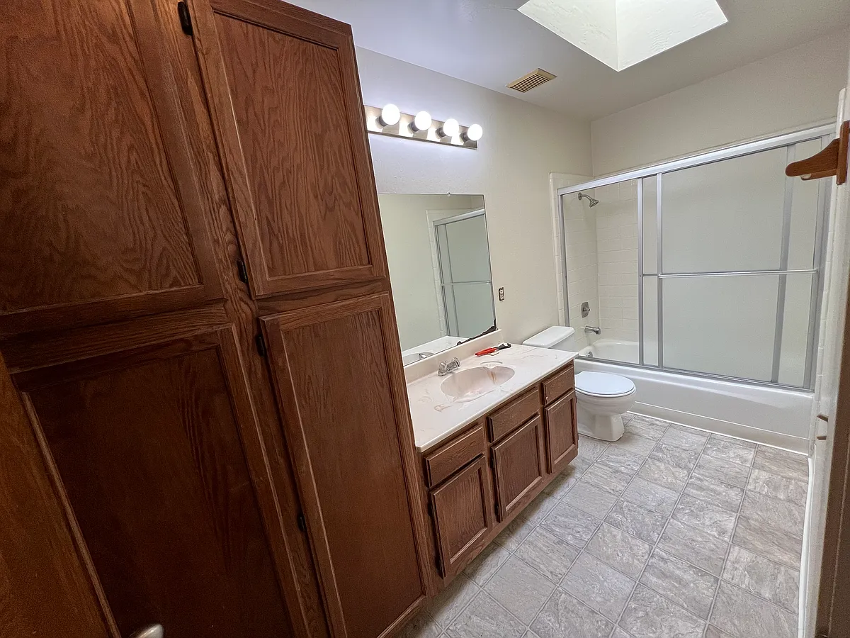 Primary Photo - 1689 Tice Valley Blvd #1689