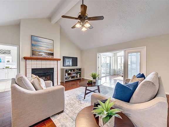 3rd image of 23503 Cansfield Way