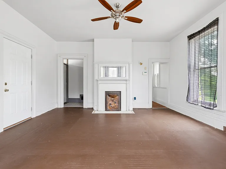 5109 Montgomery Rd — Photo 5