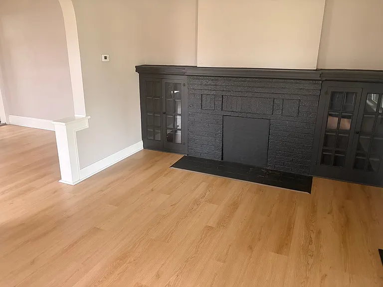 1328 E 21st Ave — Photo 2