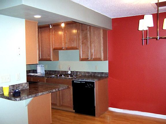 3rd image of 2988 Plaza Terrace Dr #2988