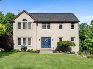 202 Warren Rd, Warrendale, PA 15086