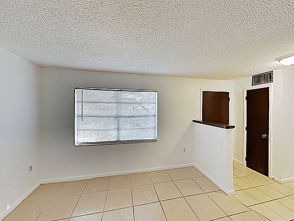 3rd image of 603 Piedmont Dr SE
