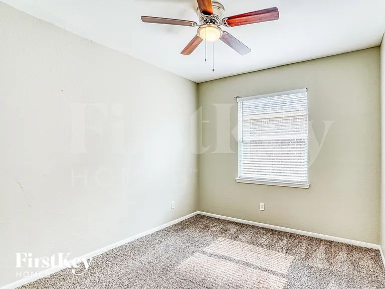 4810 Bay Vista Dr — Photo 16