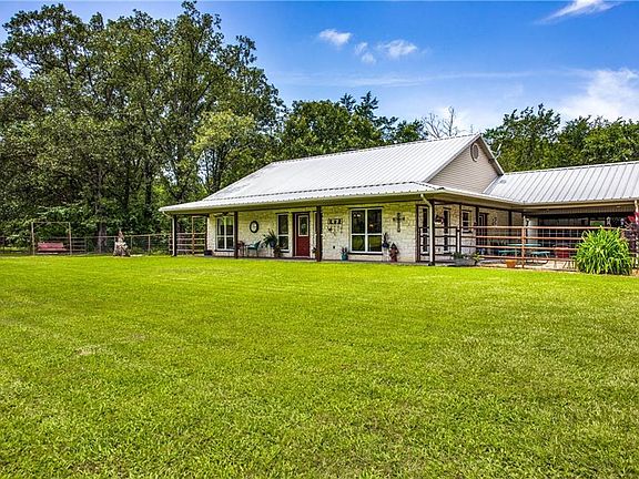 2nd image of 426 Vz County Road 1523