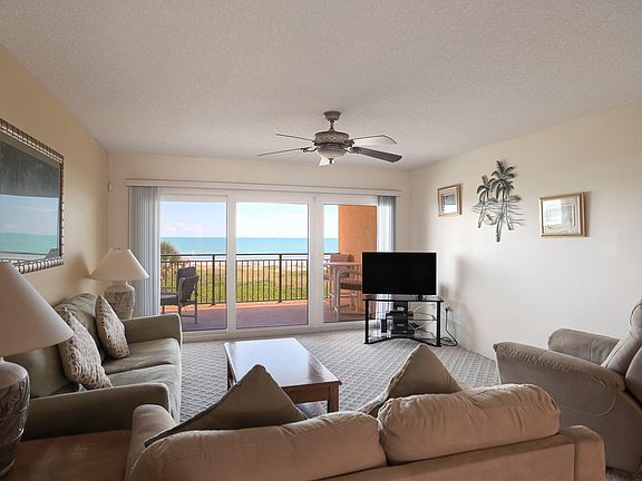 2nd image of 555 Jackson Ave APT 302