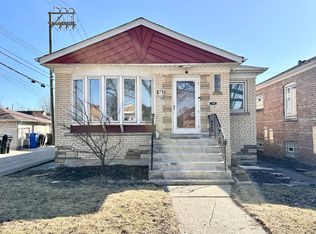 6715 S Tripp Ave, Chicago, IL 60629