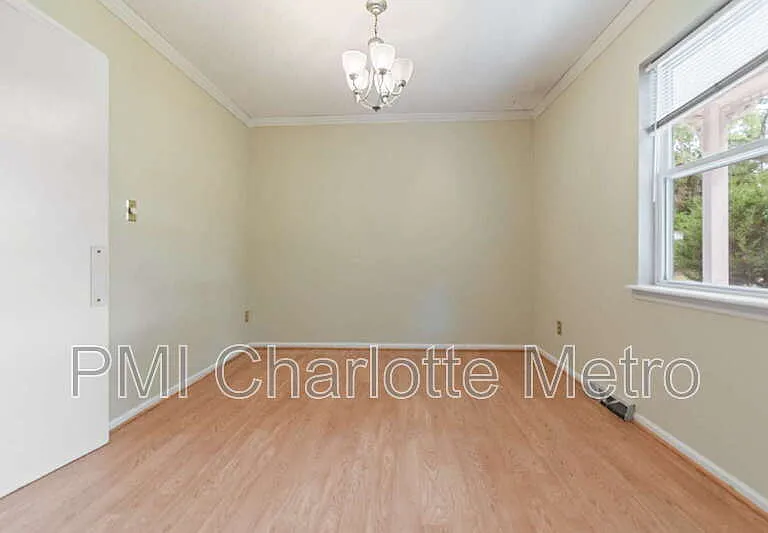 11241 Kingfisher Dr — Photo 8