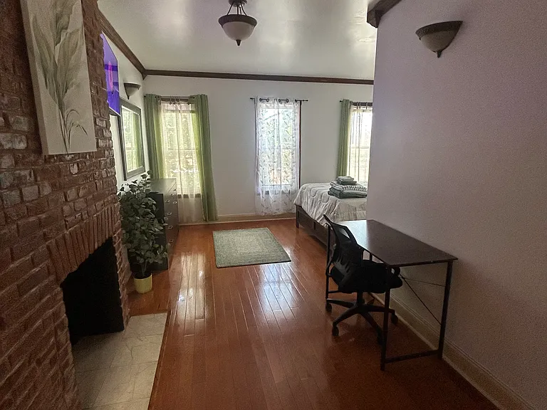 4 S Gilmor St — Photo 29