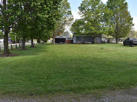 4th image of W Main St