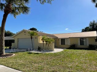 1280 Katrina Crse NE, Palm Bay, FL 32905
