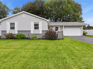 168 Carmas Dr, Rochester, NY 14626
