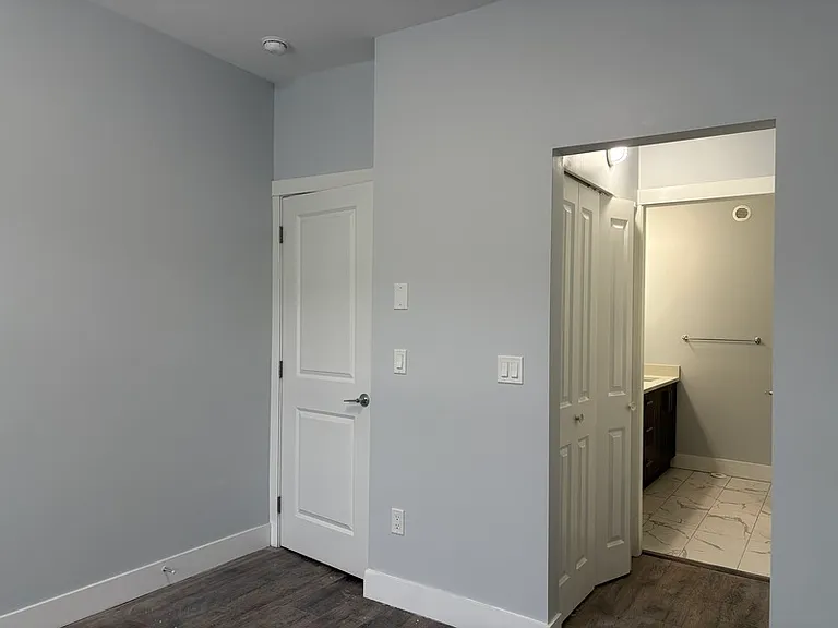 1308 Rutland Rd N #15 — Photo 8