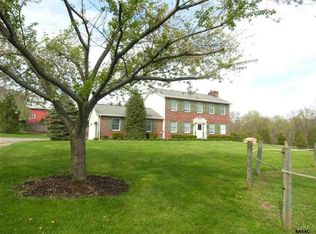 4851 Nursery Rd, Dover, PA 17315
