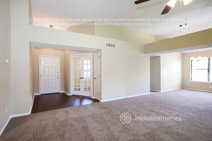 4800 Hollow Tree Dr Arlington, TX 76018 — Photo 4
