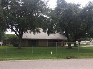 1114 Crenshaw Rd, Pasadena, TX 77504