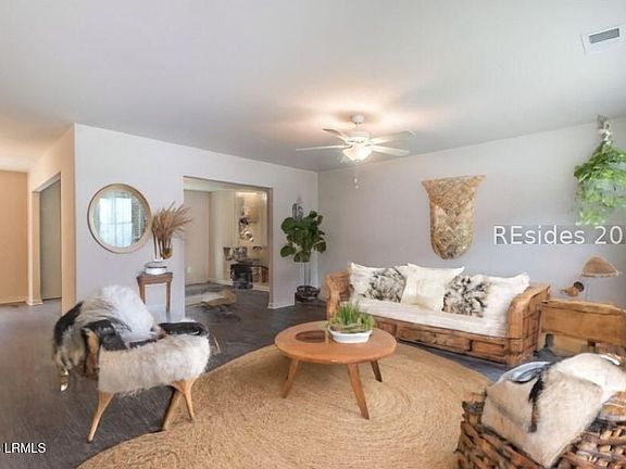 4th image of 128 Teal Bluff Boulevard