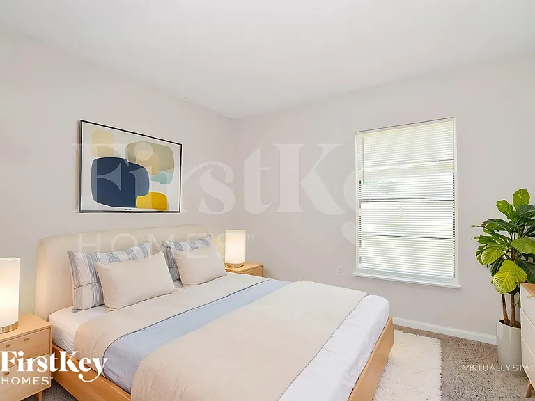 122 Barrington Dr — Photo 13