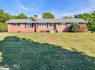 141 McJunkin Dr, Pickens, SC 29671