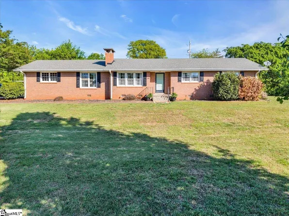 141 McJunkin Dr, Pickens, SC 29671