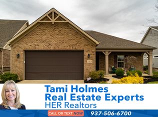 1414 Lemans Blvd, Centerville, OH 45458