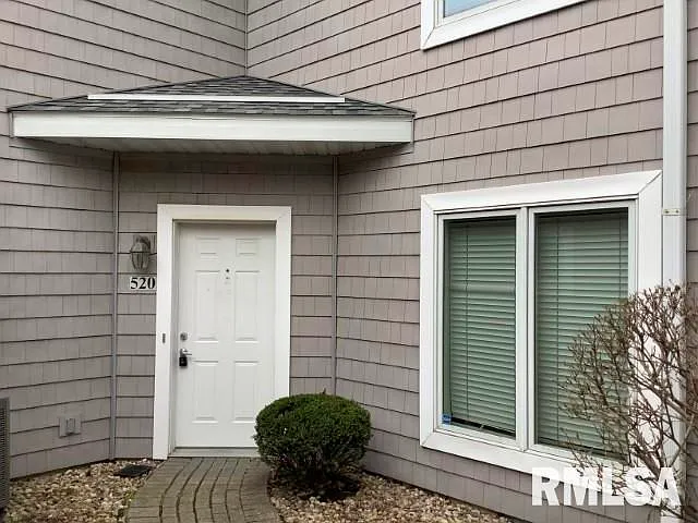 520 Harbor Pointe Dr photo 1