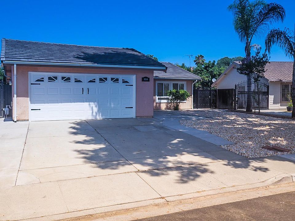 1st image of 959 Cheswick Dr