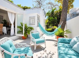 6910 Rue Notre Dame, Miami Beach, FL 33141