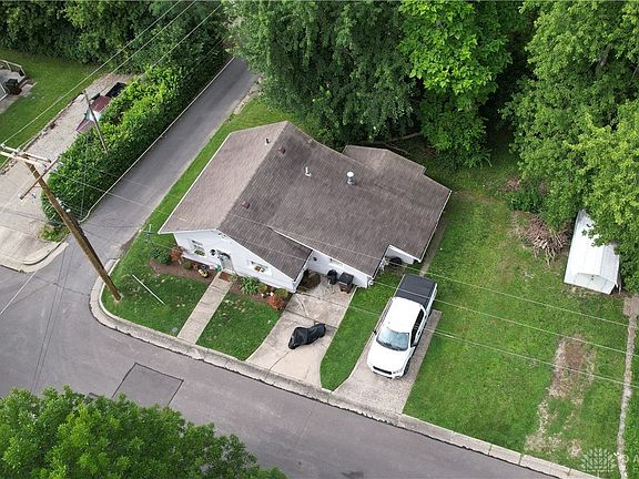 2nd image of 161 Mill St
