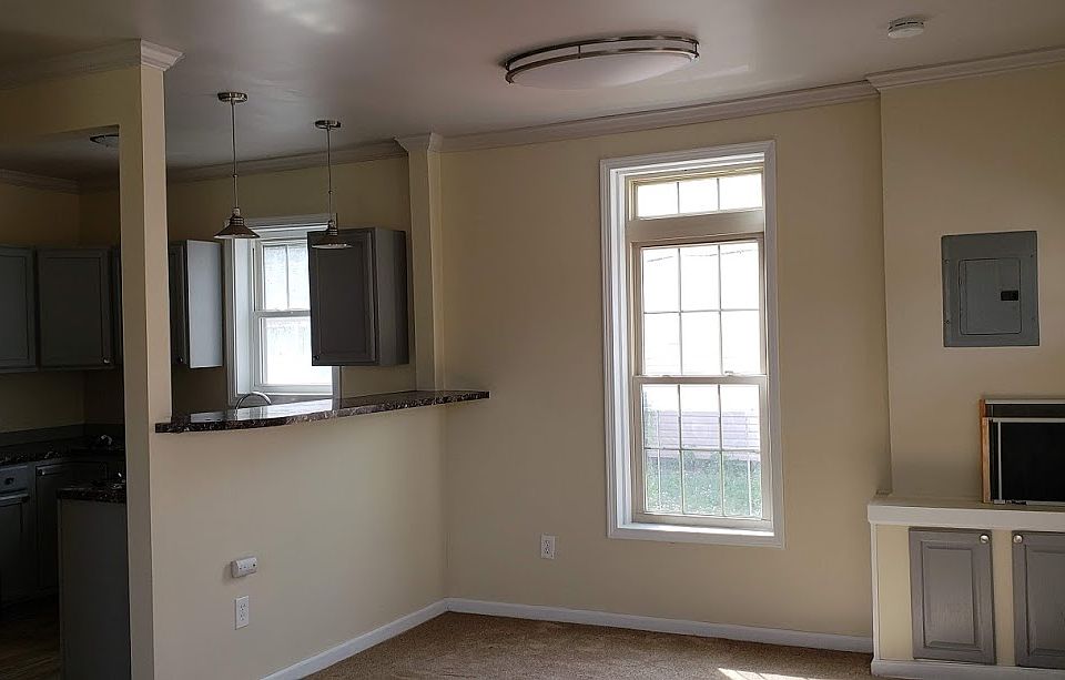 1st image of 97 Whitney Pl #1