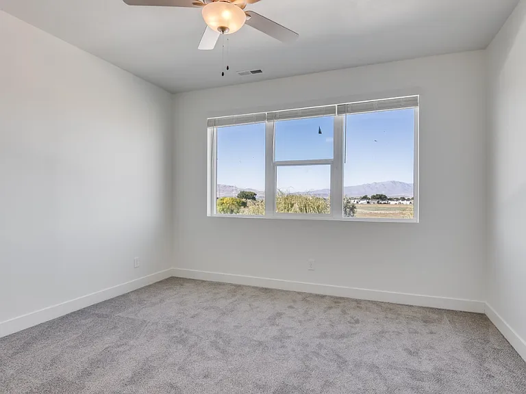 532 S 1080 W — Photo 7