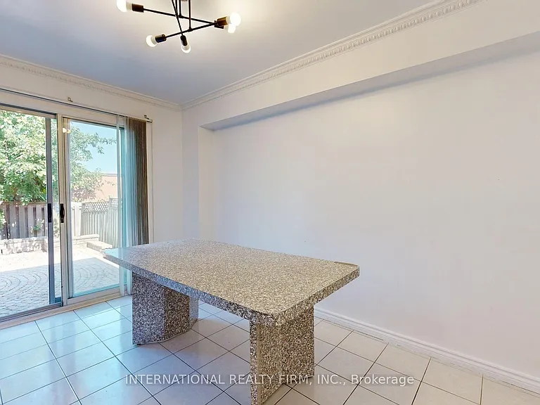 71 Olivewood Dr — Photo 5