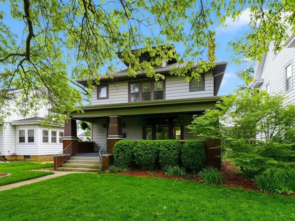 2710 West Dr, Fort Wayne, IN 46805