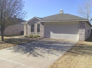 7912 Canoe Ridge Ln, Denton, TX 76210