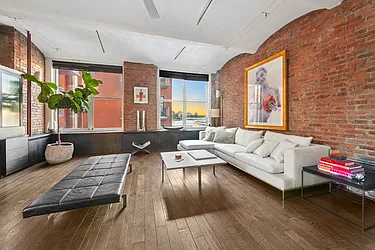 275 Water Street, #5/6