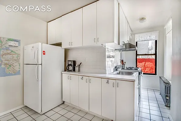 Rented by Compass | media 13