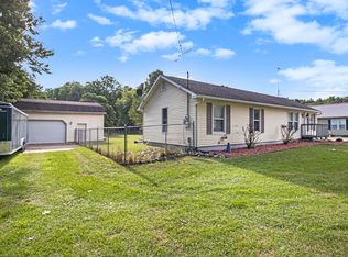 52826 Juniper Rd, South Bend, IN 46637