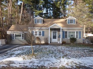 29 Fletcher Rd, Albany, NY 12203