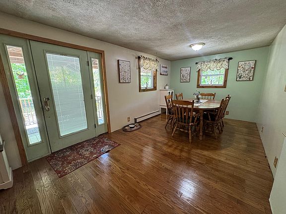 3rd image of 37 Clarks Lane