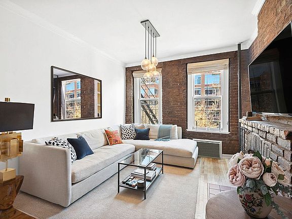 2nd image of 92 Horatio St APT 4-L