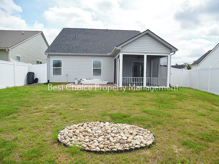 1386 Romany Ct — Photo 16