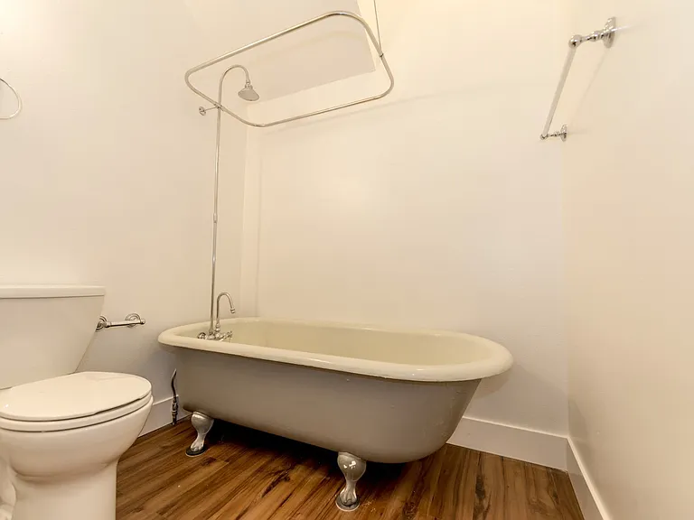 1402-1406 SW 12th Ave — Photo 6