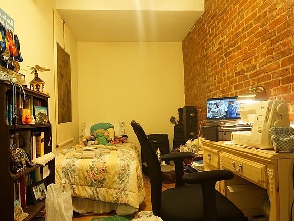 4th image of 309 E 93rd St #4N