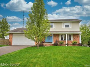 5146 Middleboro Rd, Grand Blanc, MI 48439