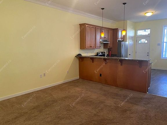 5th image of 2304 M St #A