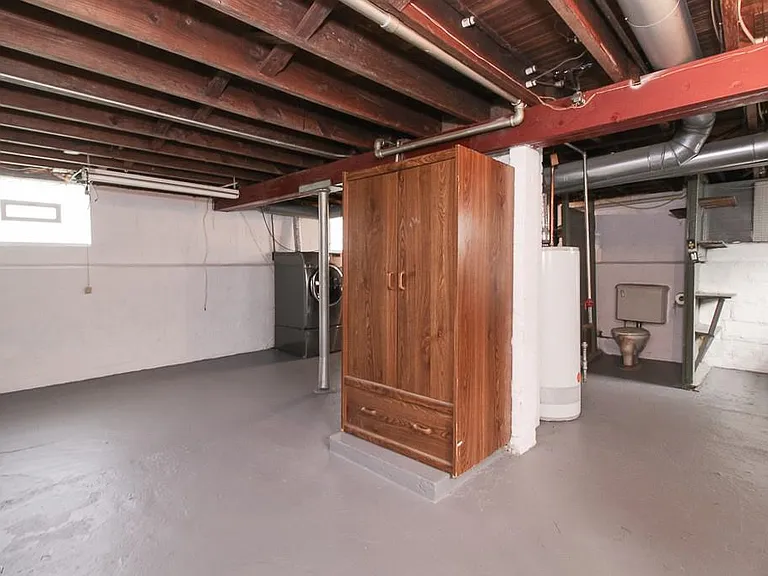 4520 Kenmore Ave — Photo 21