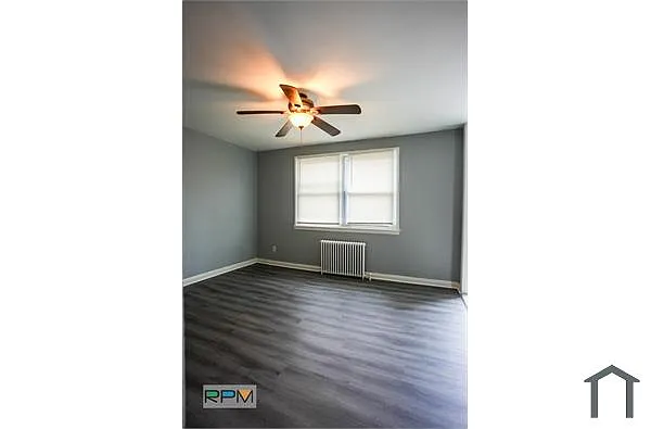 Building Photo - 5038 Pembridge Ave