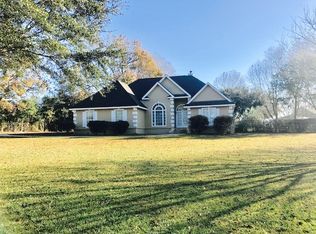 19 Ridgeway Dr, Picayune, MS 39466